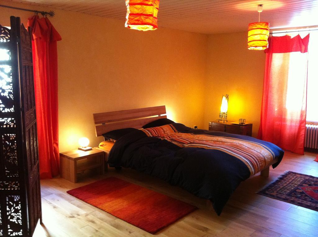 Chambres D'Hotes Chez Epicure Ballaigues Room photo